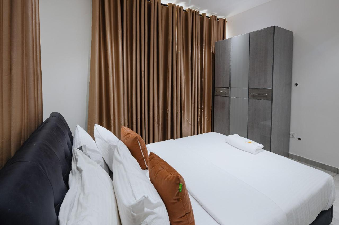 The Avery Apartments At Odomaa Place B, East Airport Accra Exterior photo