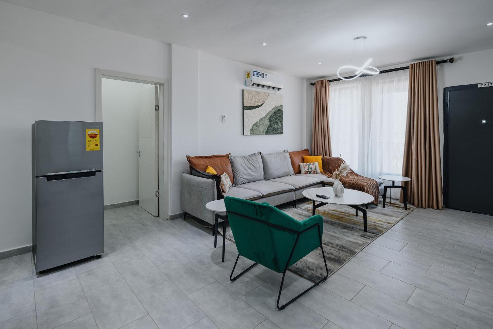 The Avery Apartments At Odomaa Place B, East Airport Accra Exterior photo