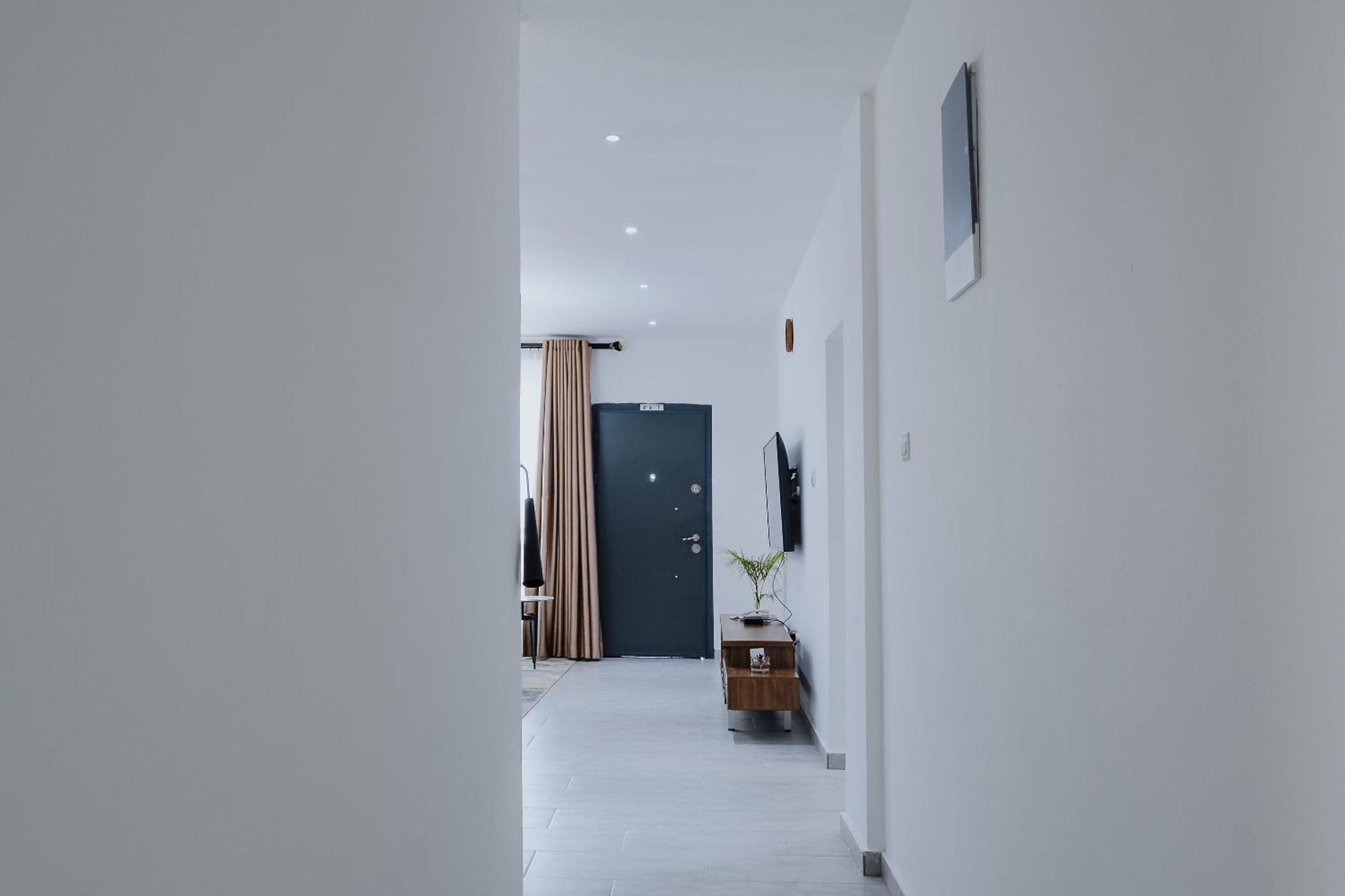 The Avery Apartments At Odomaa Place B, East Airport Accra Exterior photo