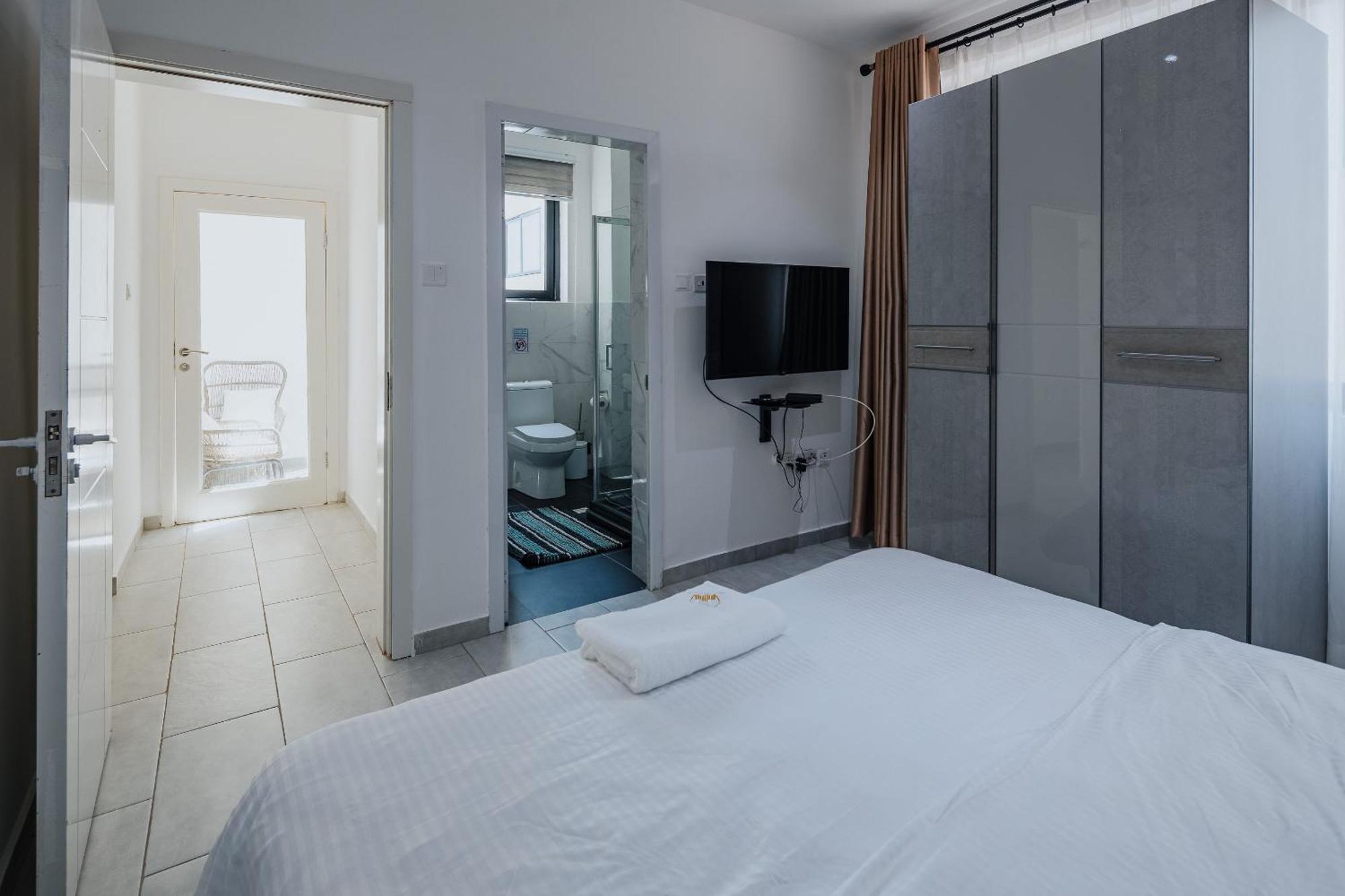 The Avery Apartments At Odomaa Place B, East Airport Accra Exterior photo